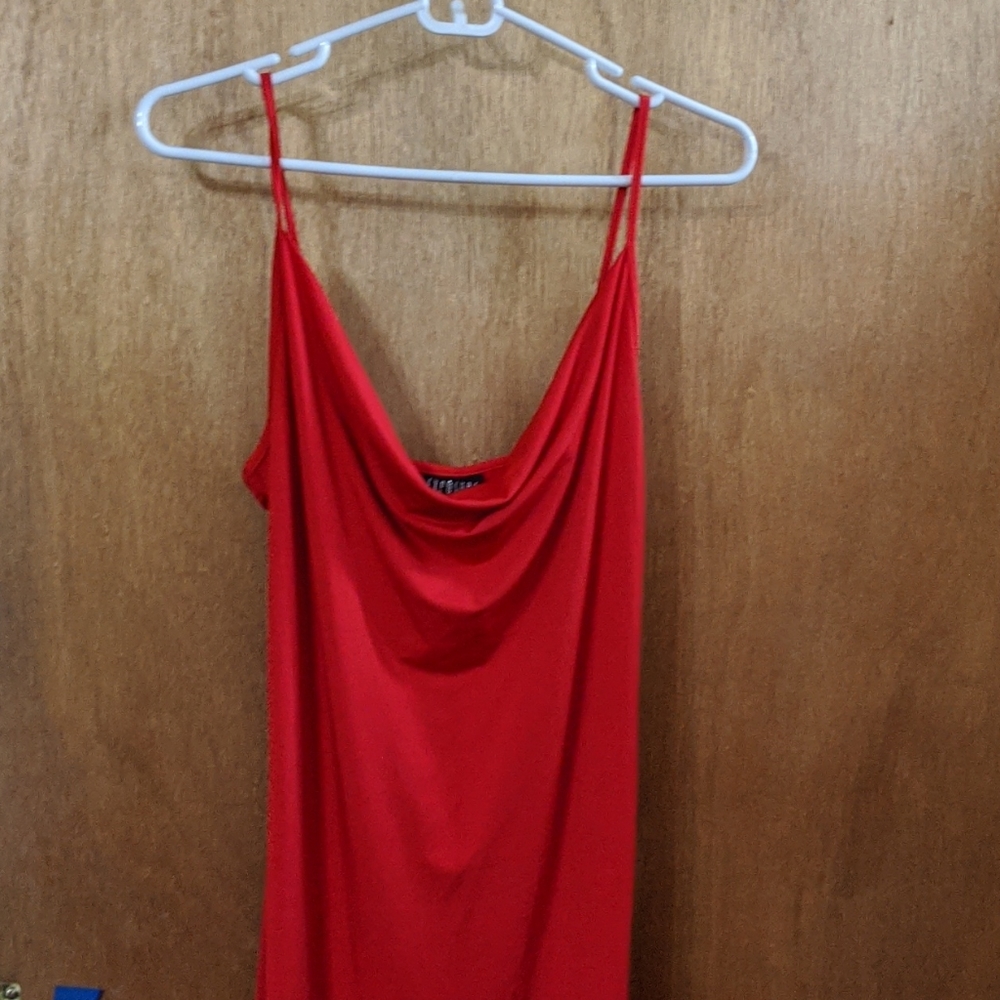 Red Maxi Exposure USA dress.